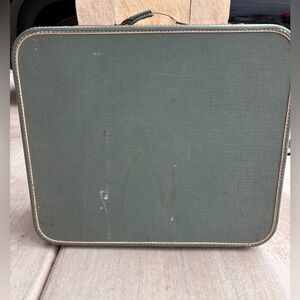 Vintage Waldorf  luggage rare find